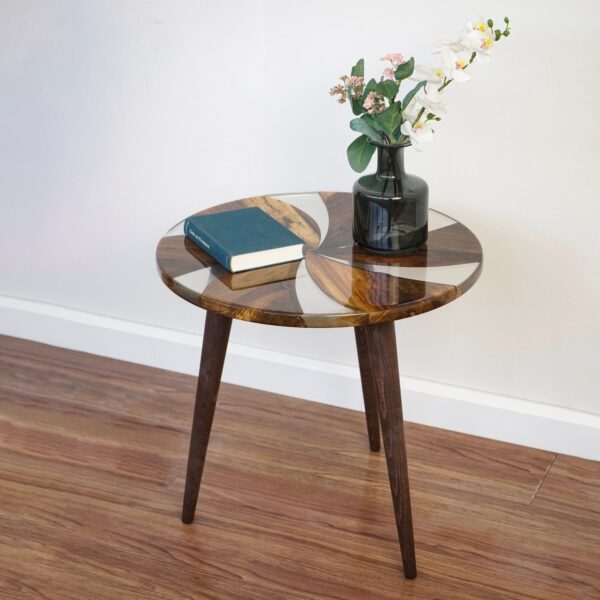 Vergilia Round Walnut Resin Coffee Table – Clear Epoxy Finish - Image 7